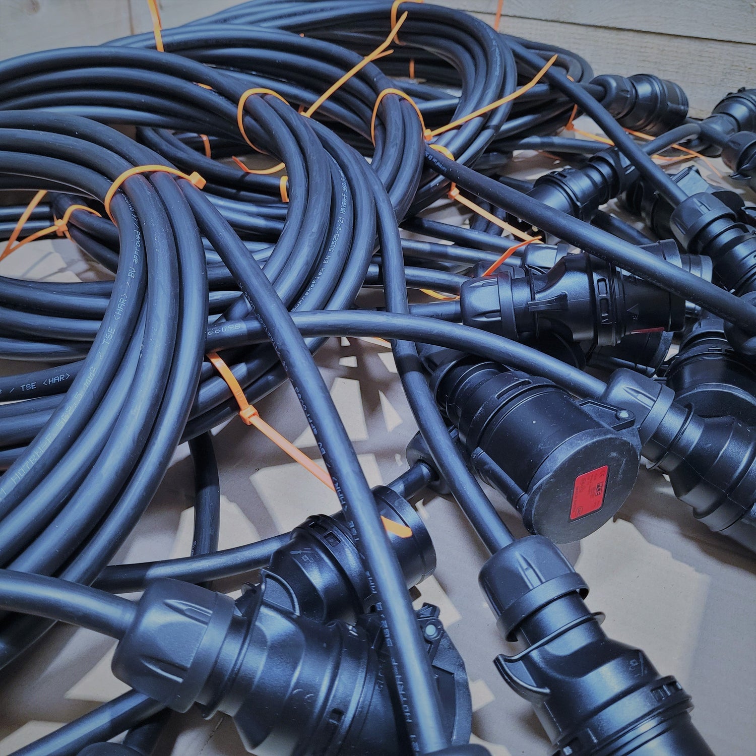 16amp 400v 3 Phase 5 Pin Extension leads IP44